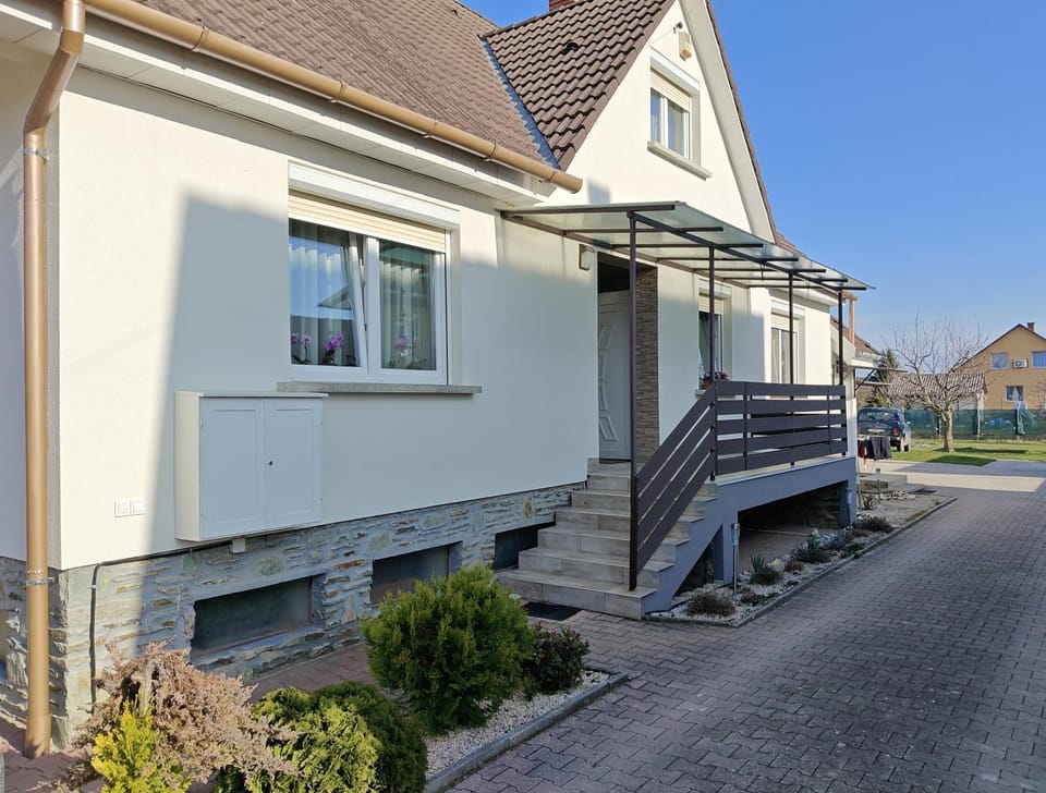Molnár Vendégház Apartment in Hungary