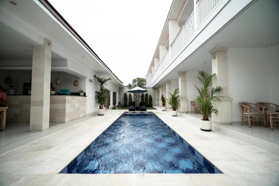 Property building, Swimming pool