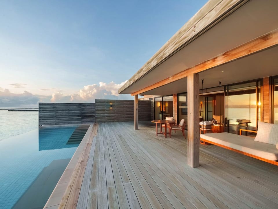 Day, Natural landscape, Balcony/Terrace, Pool view, Swimming pool