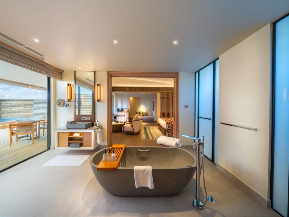 Bathroom, Bath