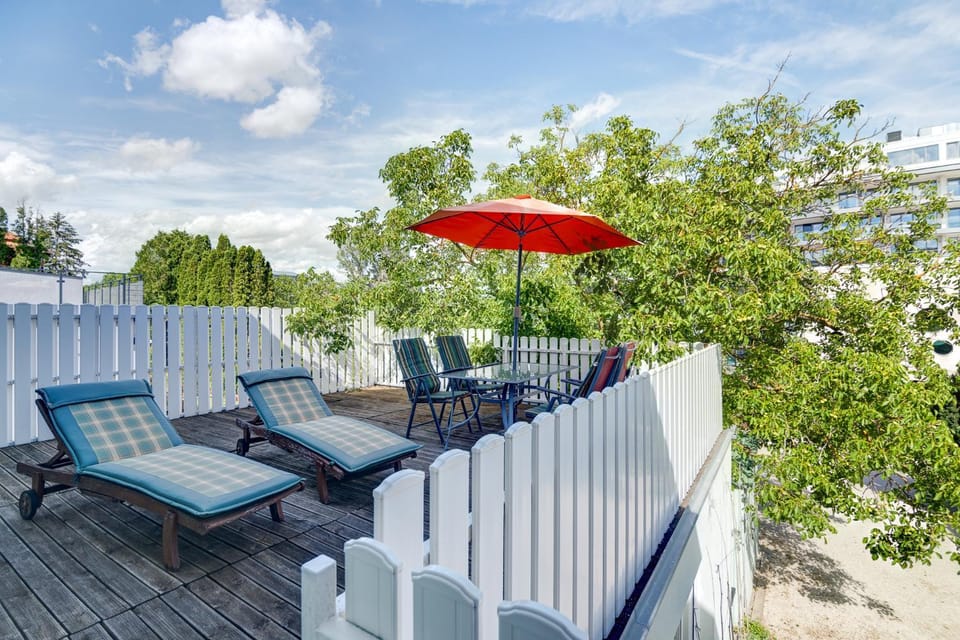 Patio, Day, Garden, View (from property/room), Balcony/Terrace, Garden view, sunbed
