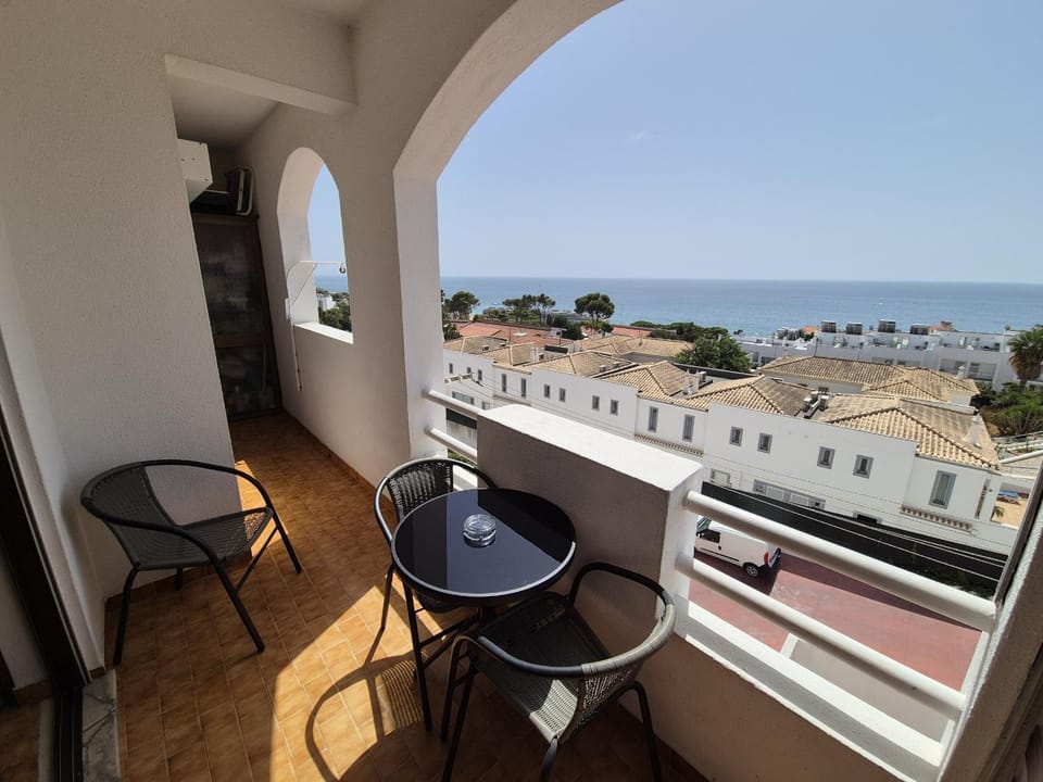 Sunset Seaviews Albufeira Apartment in Albufeira