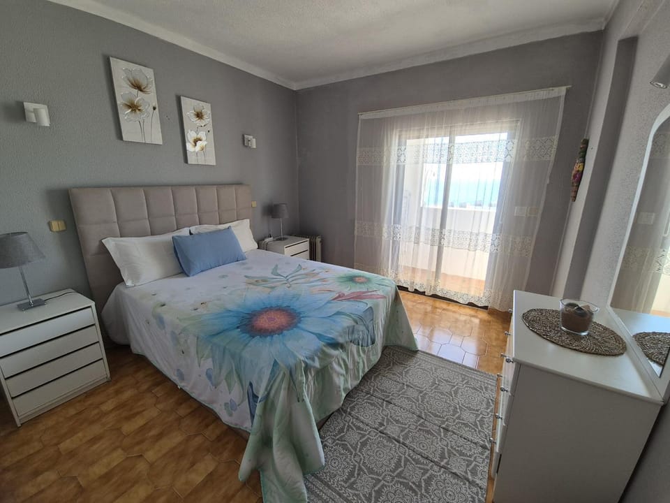 Sunset Seaviews Albufeira Apartment in Albufeira