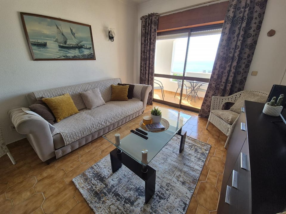 Sunset Seaviews Albufeira Apartment in Albufeira