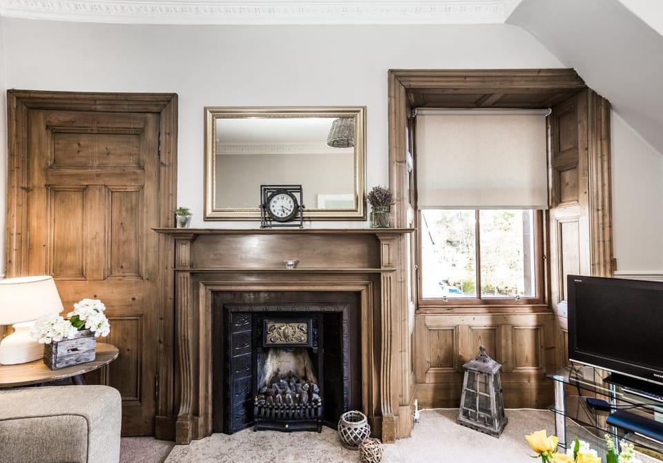 TV and multimedia, Living room, Decorative detail