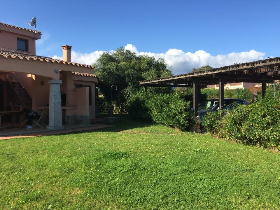 Property building, Garden