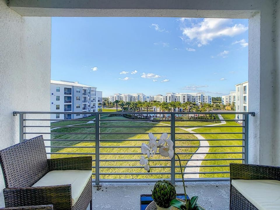 Modern Condo near Disney Foosball Water Park House in Kissimmee