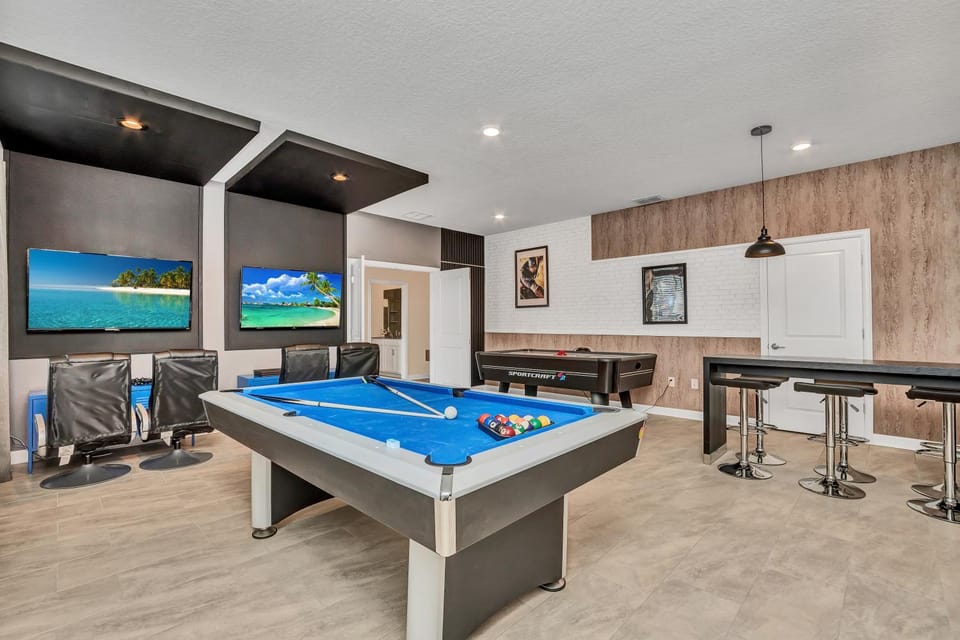Game Room, TV and multimedia