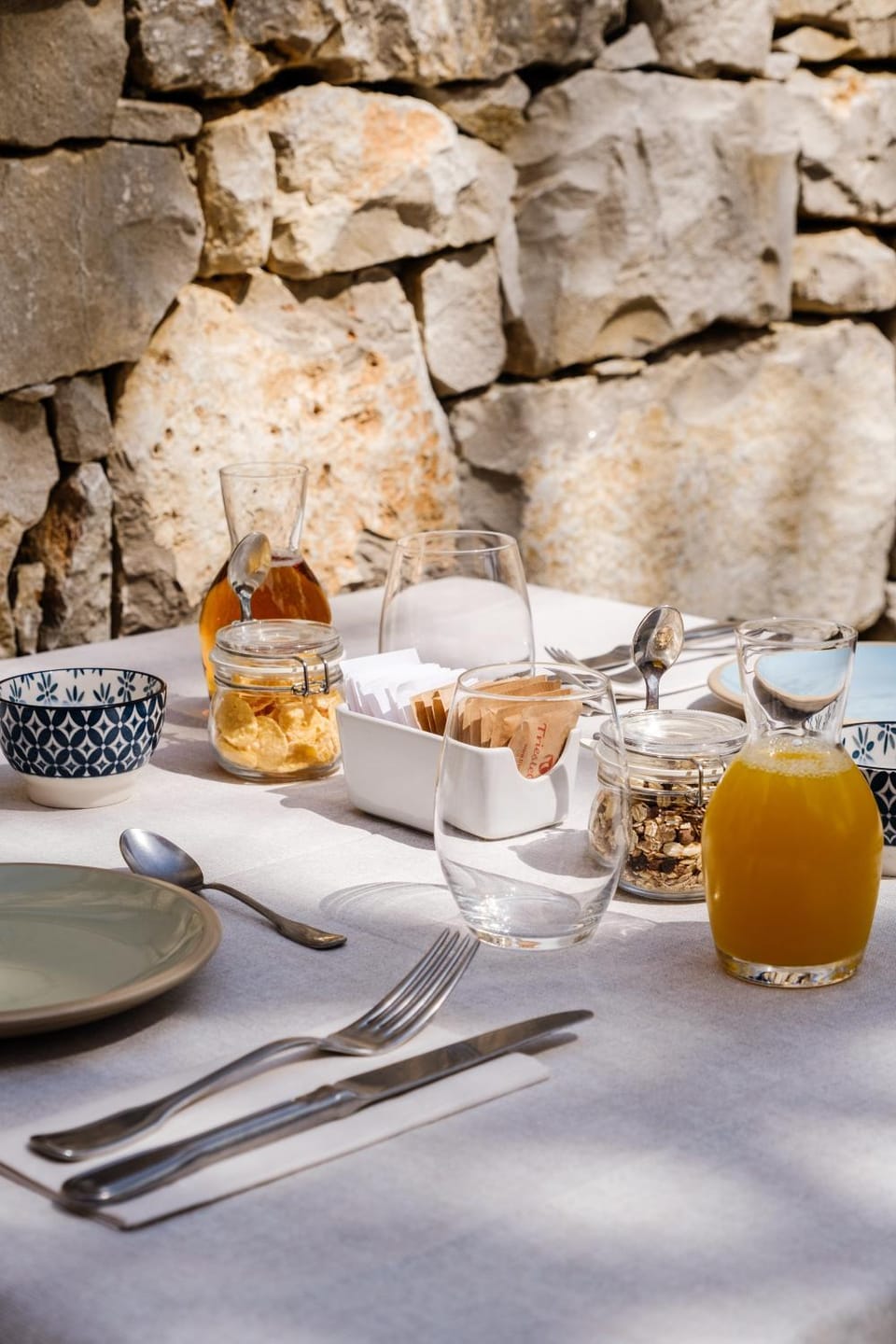 Garden, Breakfast