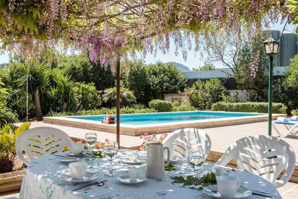 Villa between Pollensa old town and Port Pollensa by Renthousing House in Raiguer
