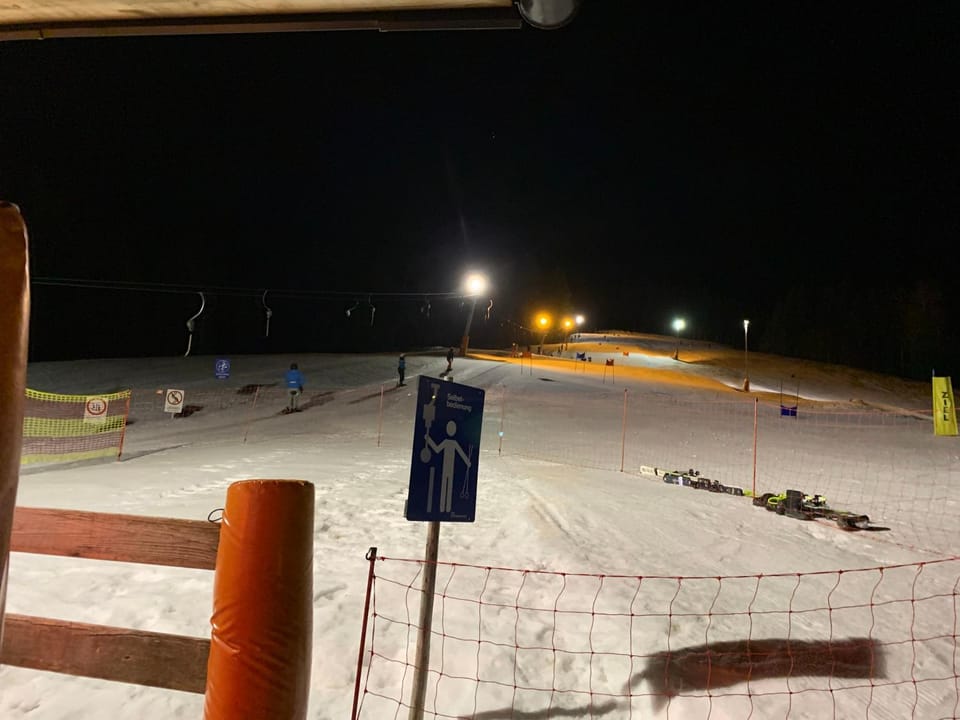 Activities, Skiing