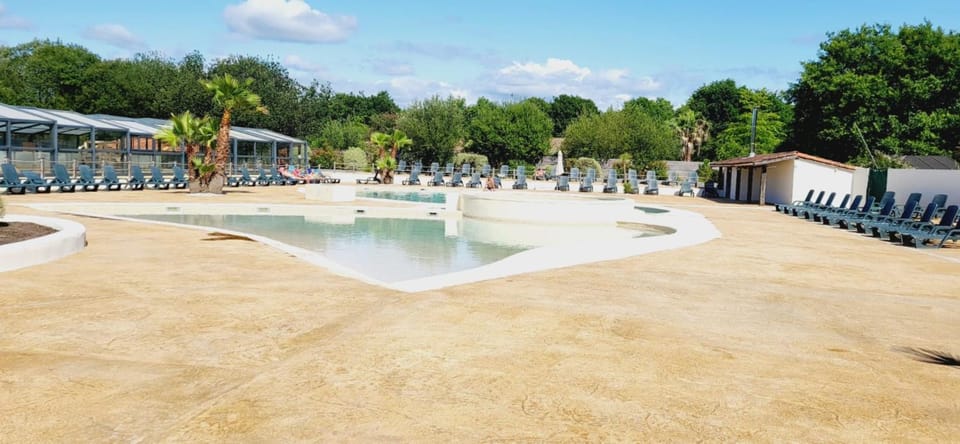 Aqua park, Swimming pool