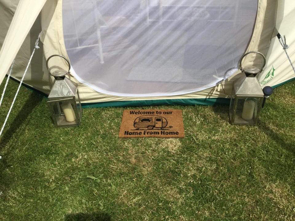 Horsemans Stargazing Tent Luxury tent in England