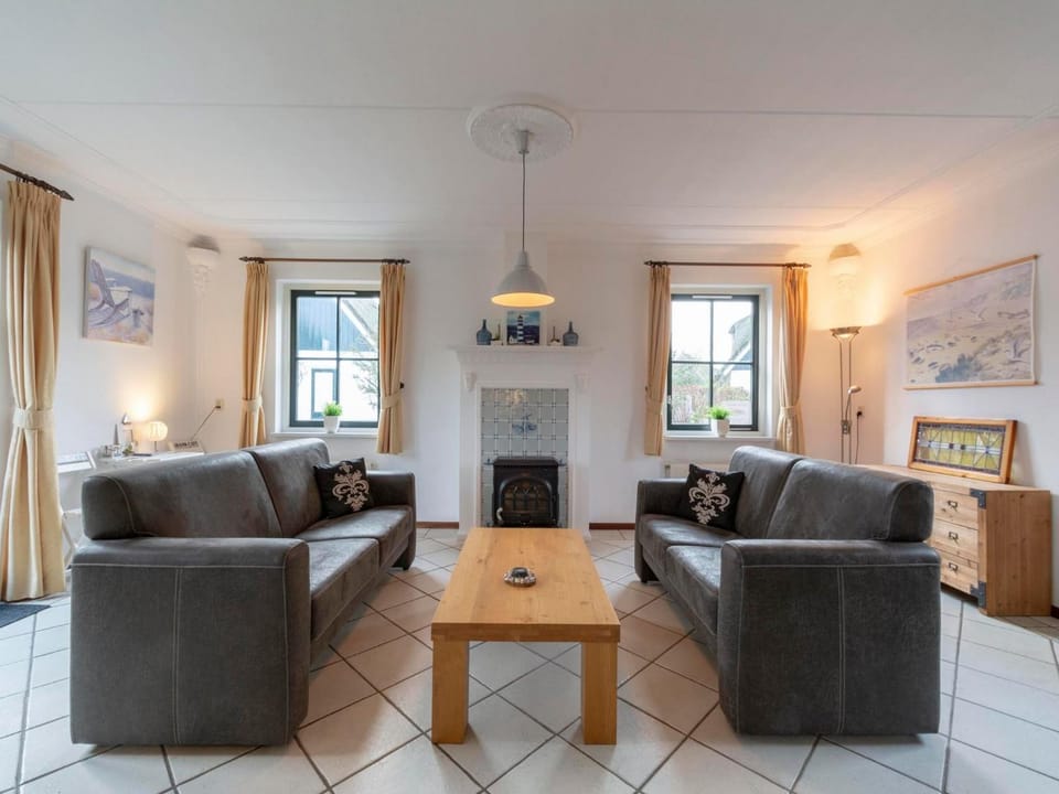 Living room, Other