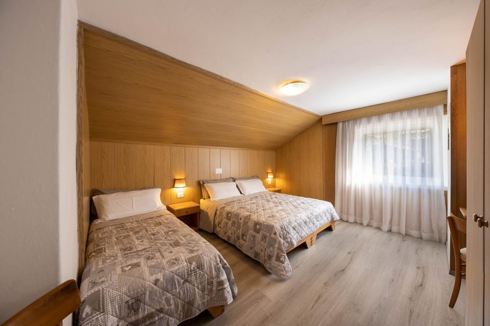 Living room, Bedroom