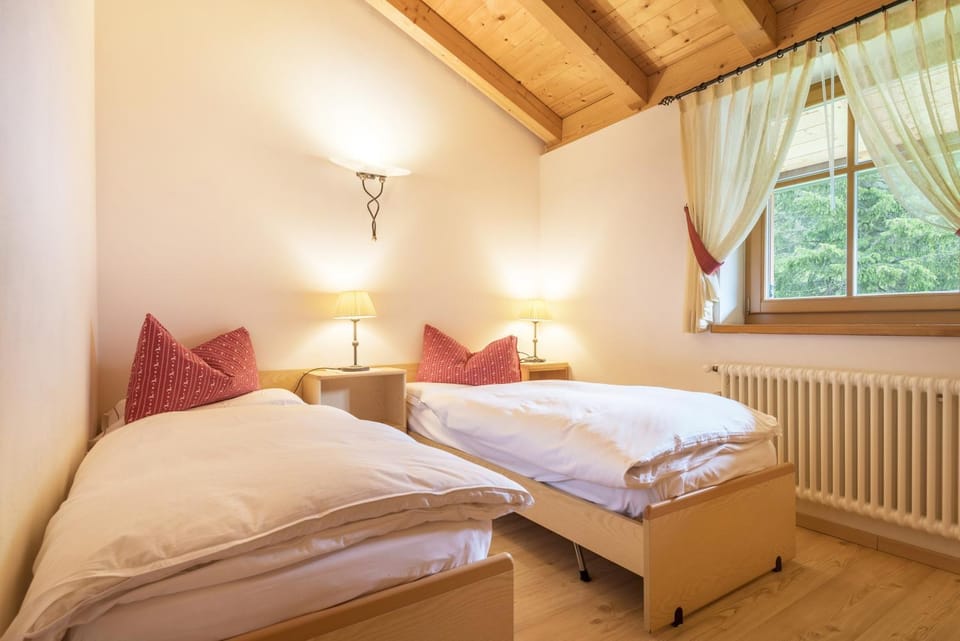 Property building, Living room, Bedroom