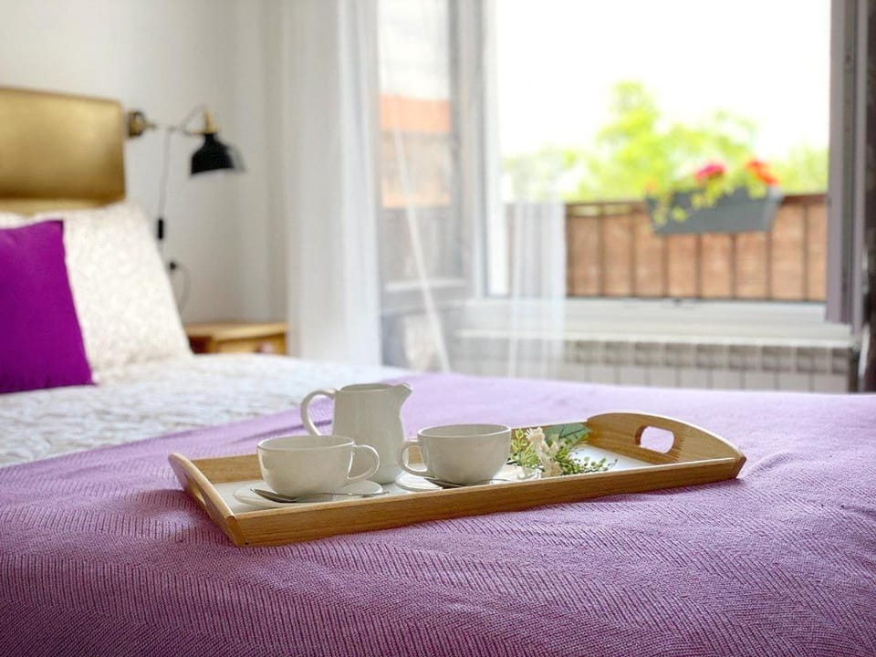 Bed, Coffee/tea facilities, Bedroom, Breakfast