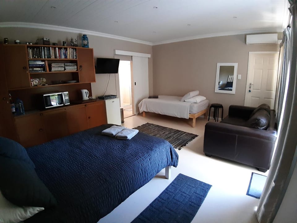 Dennecres4GuestRooms Bed and Breakfast in Western Cape