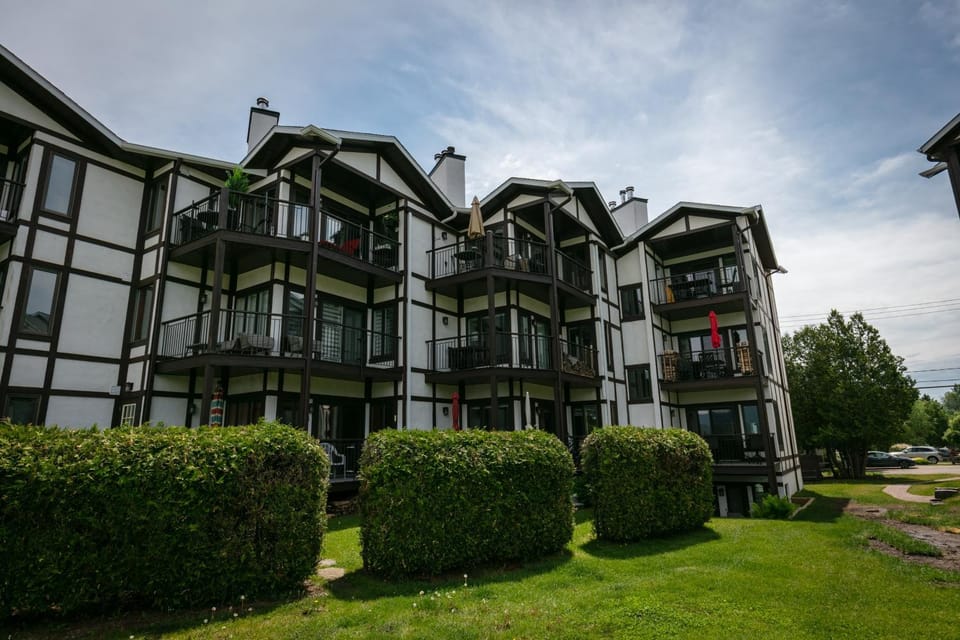 Property building, Garden
