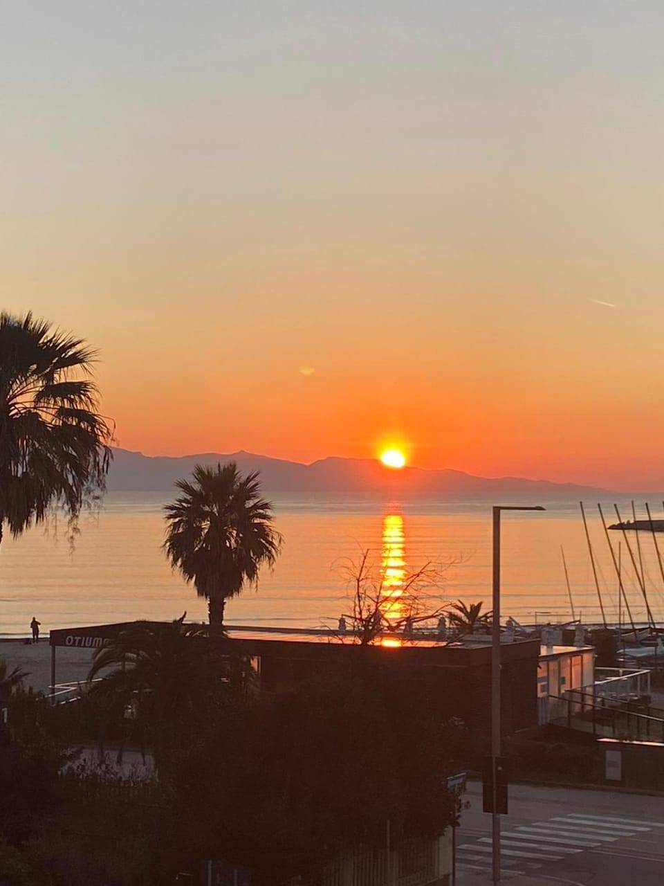 Lungomare Poetto Loft Apartment in Cagliari