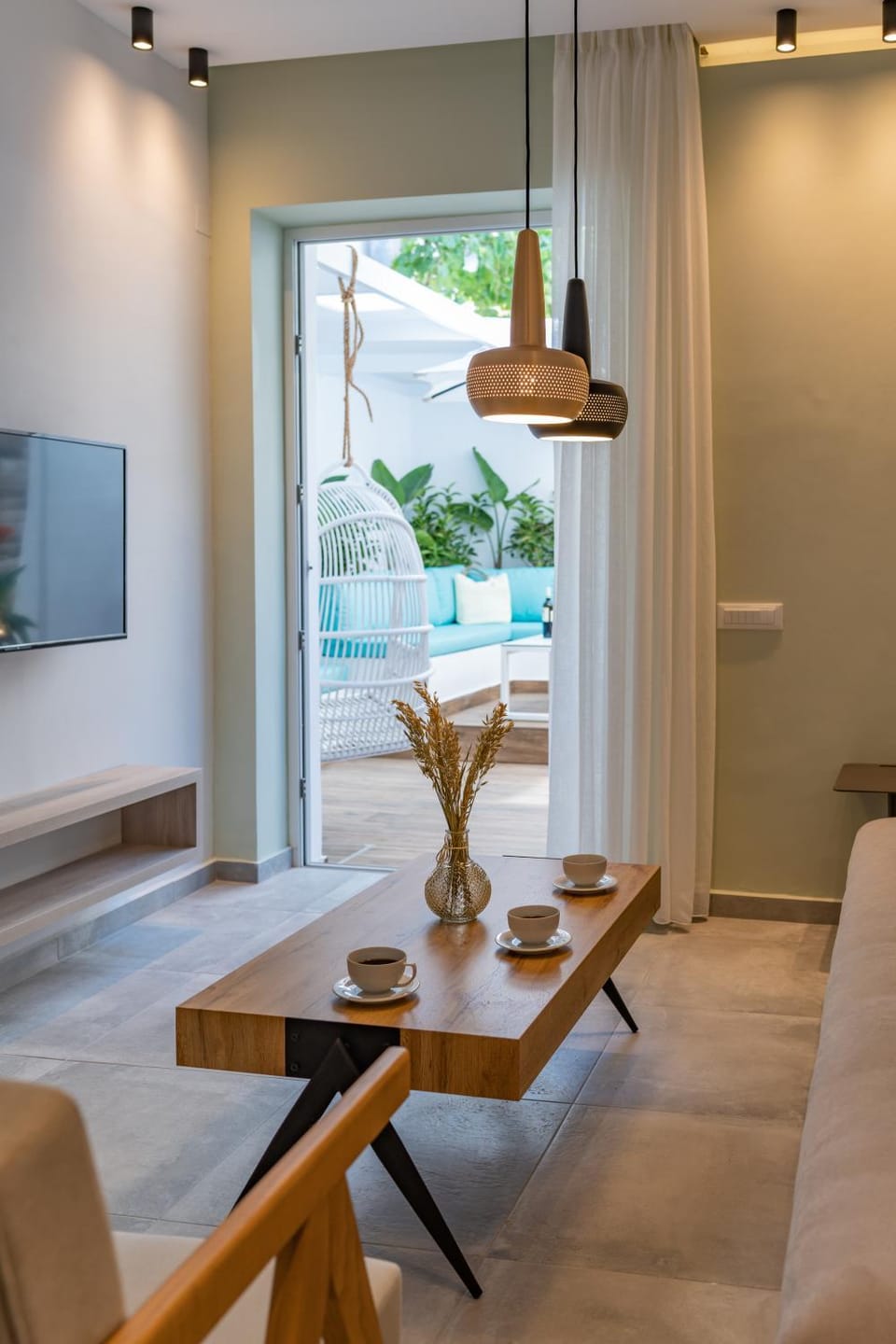 Living room, Seating area, Dining area