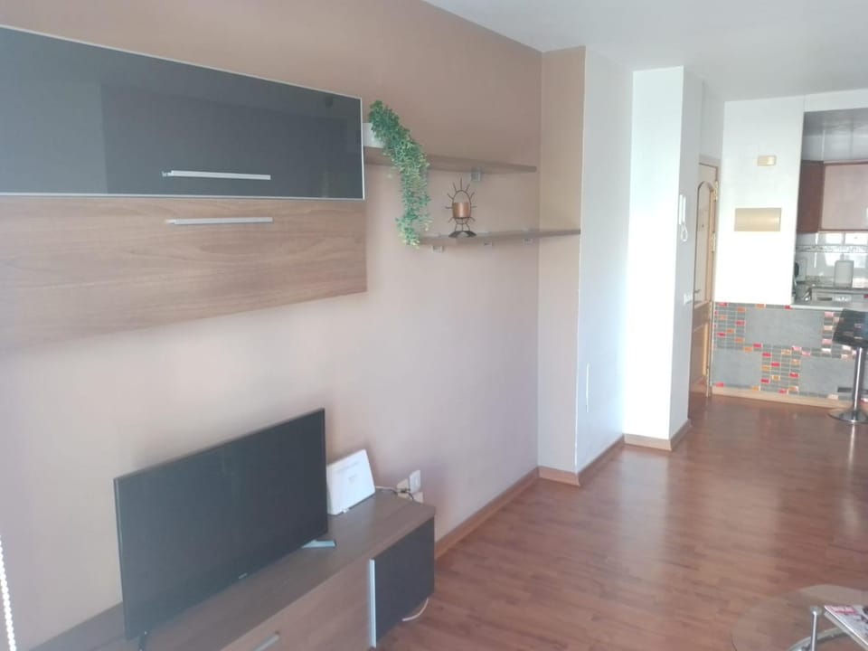 Communal lounge/ TV room, TV and multimedia, Kitchen or kitchenette