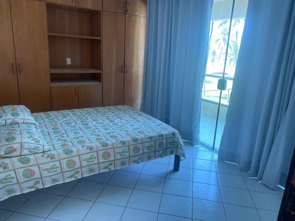Bed, Photo of the whole room, wardrobe