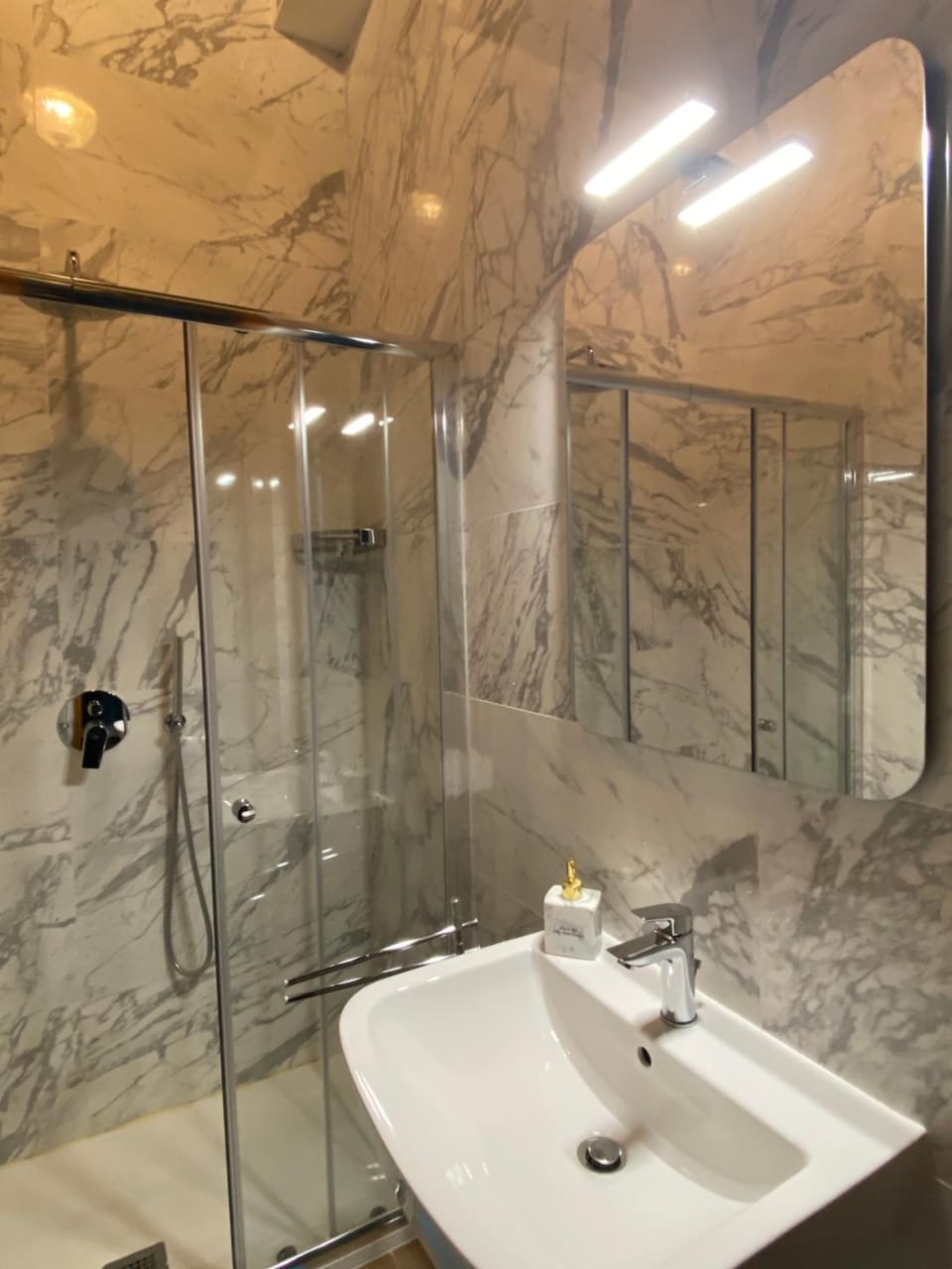 Shower, Bathroom