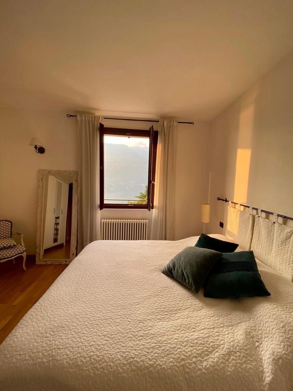 Appartment in Blevio; stunning view of the lake Apartment in Como