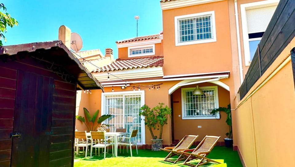 8 Bungalow familiar con Piscina Gran Alacant House in Alacantí