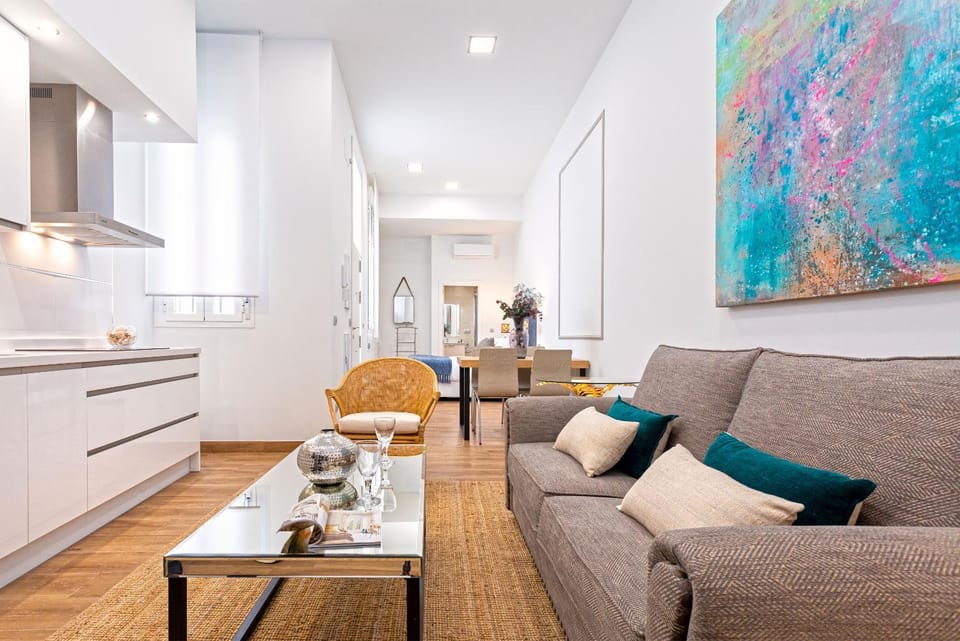 Kitchen or kitchenette, Living room
