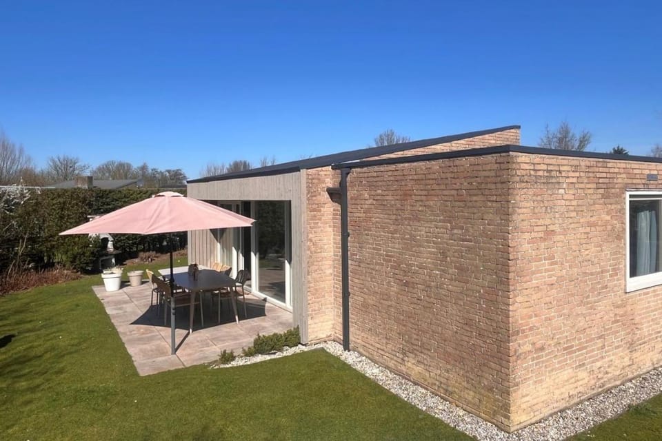 Property building, Garden, Garden, Balcony/Terrace, Balcony/Terrace