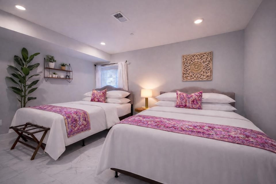 Bed, Bedroom