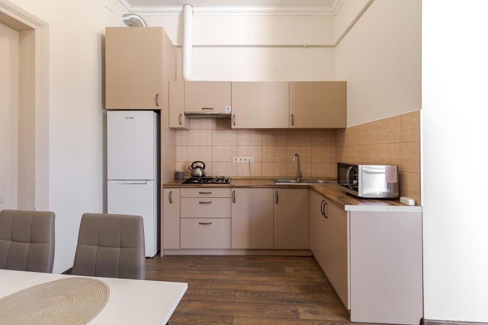 Coffee/tea facilities, Kitchen or kitchenette, Dining area, pet friendly, stove