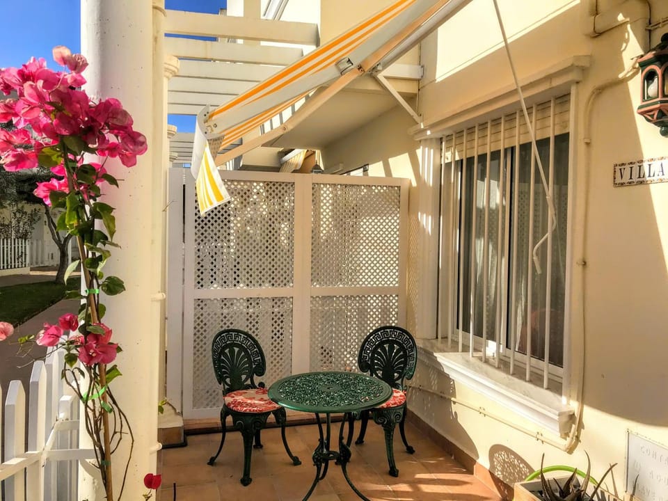 Inner courtyard view