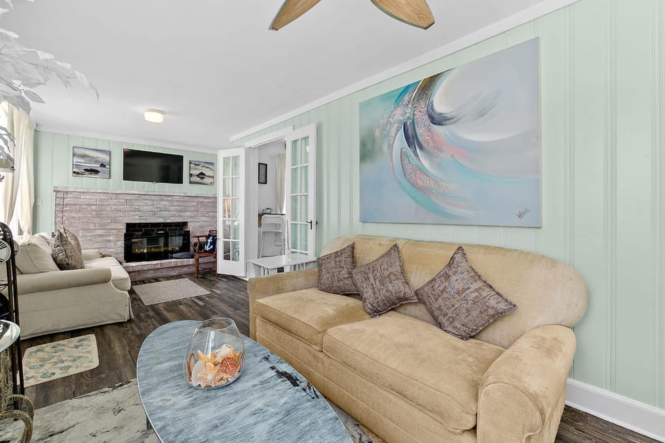 Casa Maria 1- Beachy Apt Mins Walk to Downtown Apartment in Saint Augustine