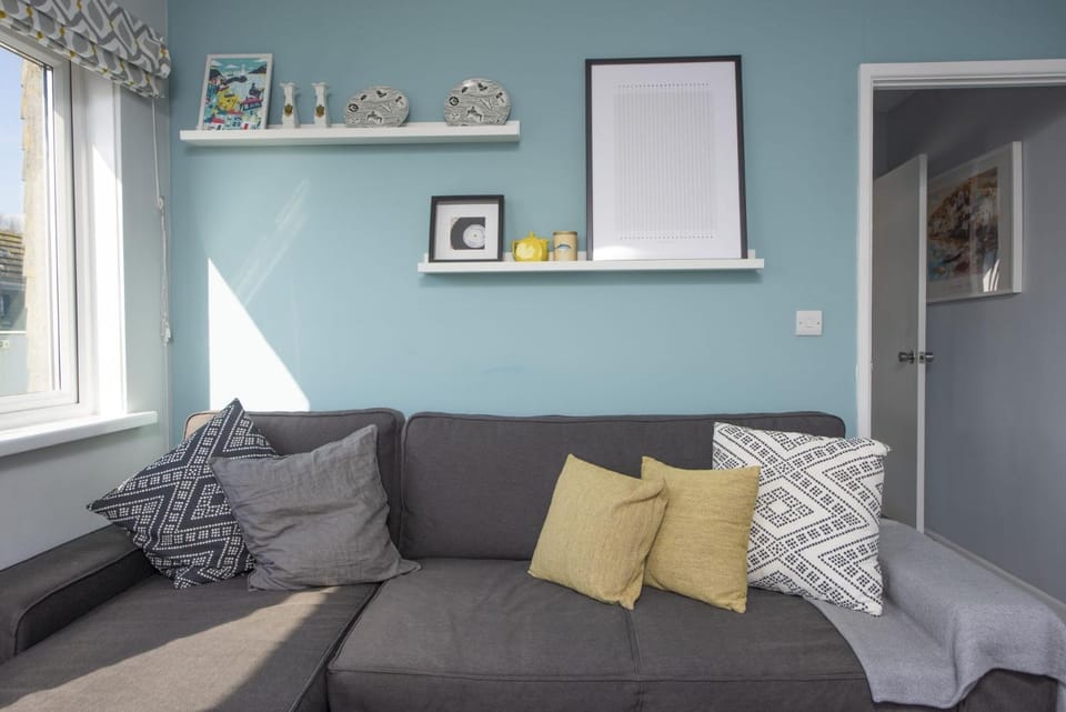 Communal lounge/ TV room, Living room, Seating area