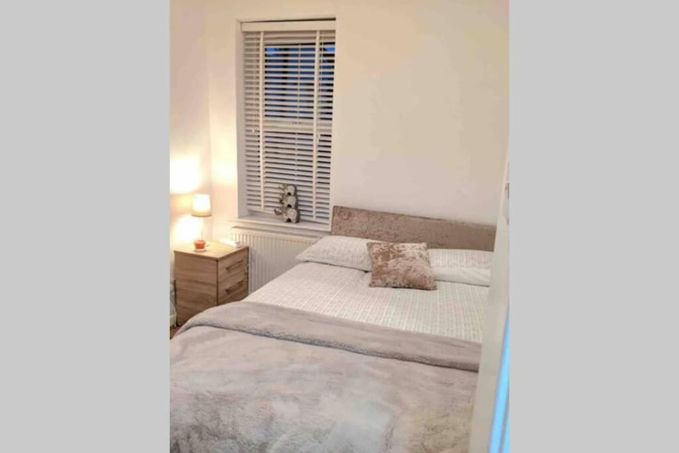 Cozy 1BR Apt Cardiff Bay Great Value Stay Apartment in Cardiff
