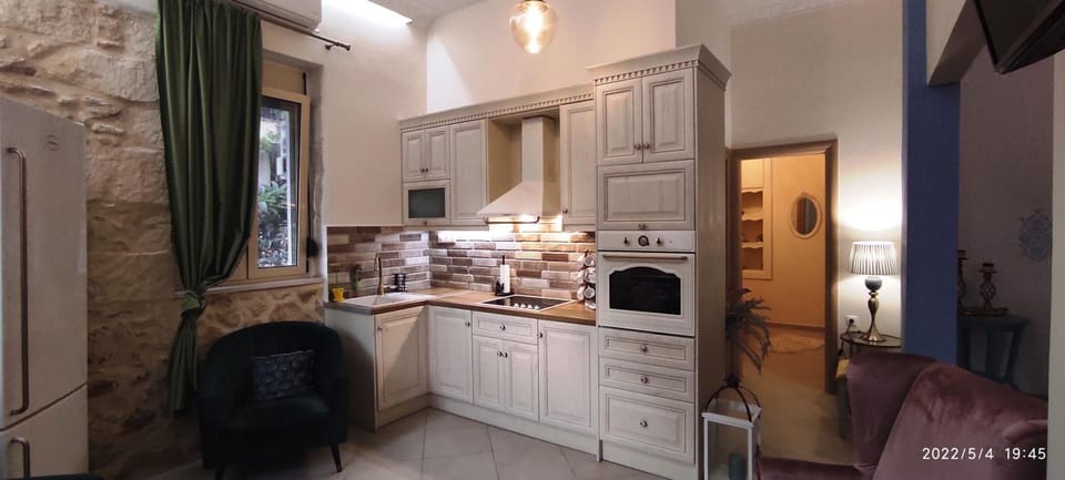 View (from property/room), Kitchen or kitchenette