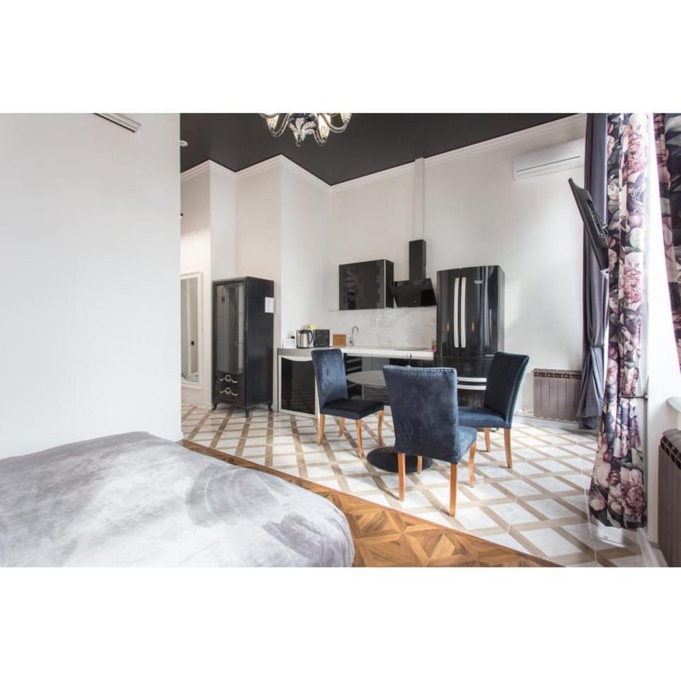 In the heart of the city Apartment in Kharkiv