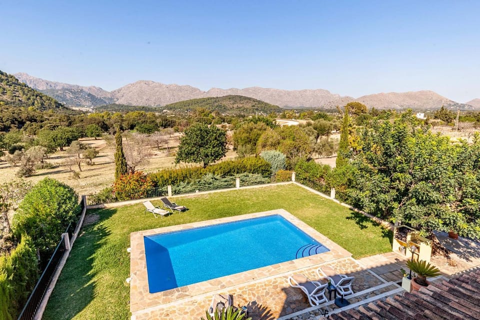 Bird's eye view, View (from property/room), Swimming pool, sunbed