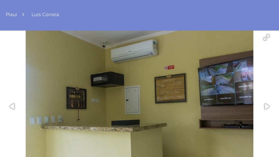 Communal lounge/ TV room, Lobby or reception