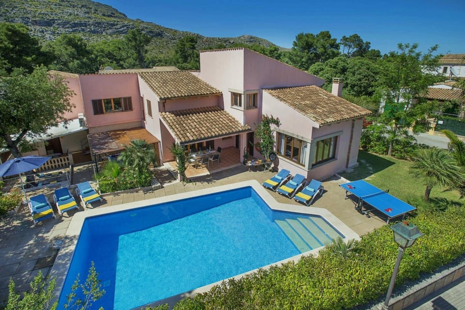 Bird's eye view, Table tennis, Other, Swimming pool, sunbed