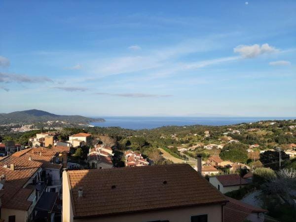 Appartamento CASA SOLE nel centro di Capoliveri Apartment in Capoliveri