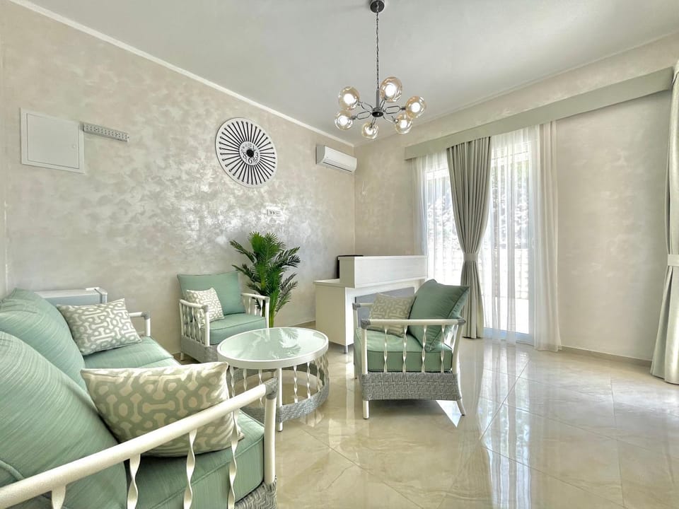 Lobby or reception, air conditioner, Internal: Not applicable to any particular room