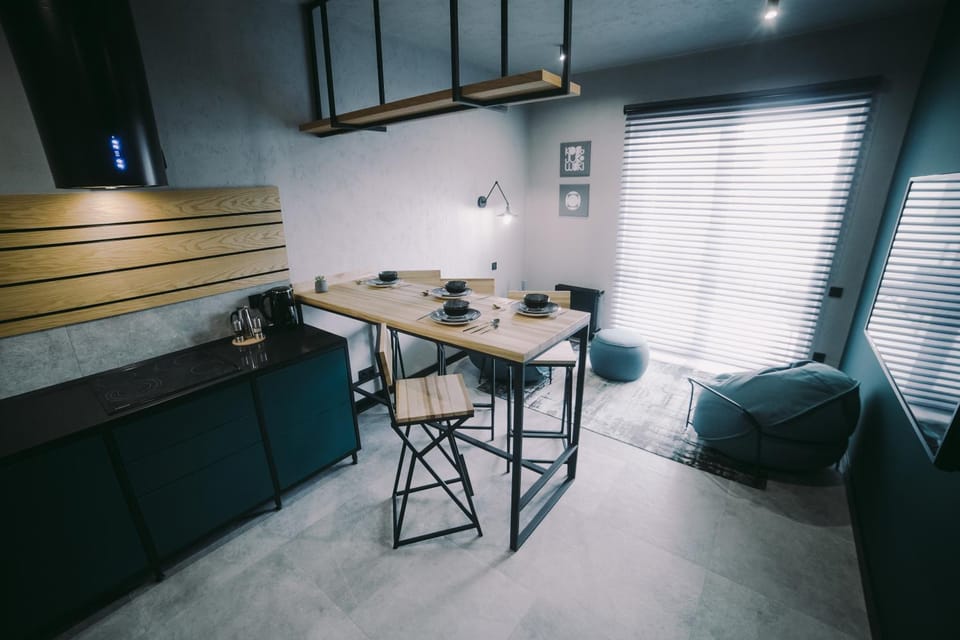 Seating area, Bedroom