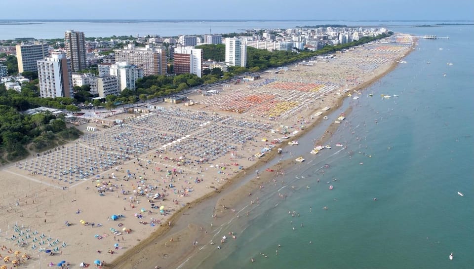 Bird's eye view, Beach