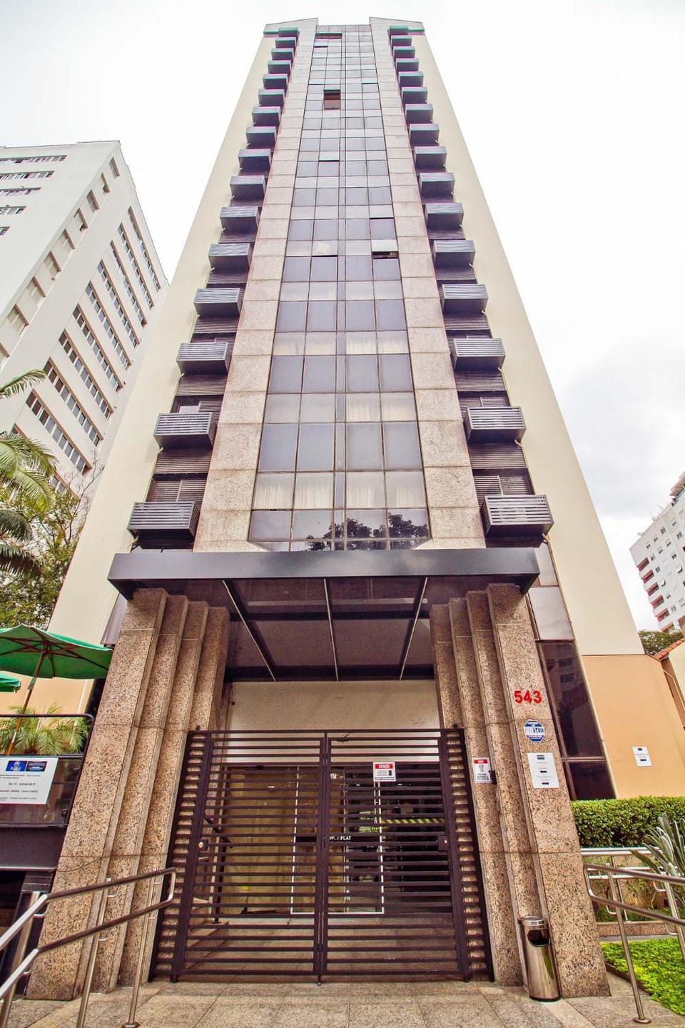 Property building, Facade/entrance, Day