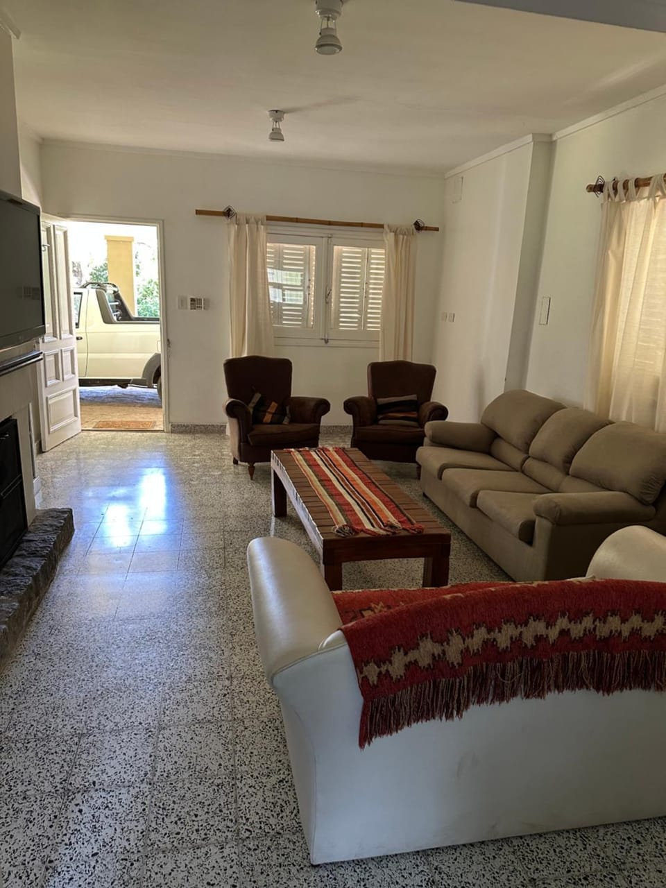 Los Robles House in Buenos Aires Province