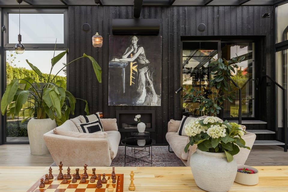 Garden, Living room, Seating area, Garden view